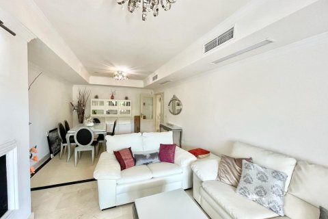 2 bedrooms Apartment in Marbella, Spain No. 27350 3