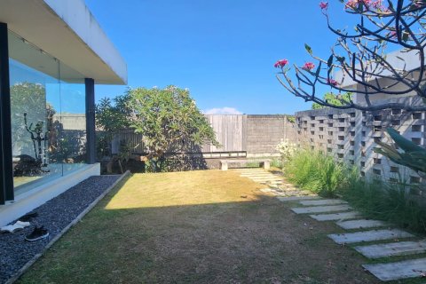 4 bedrooms Villa in Nusa Penida, Indonesia No. 70948 13