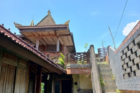 4 bedrooms House in Denpasar, Indonesia No. 70951 5