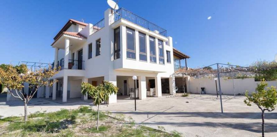 7 dormitorios House en Kalavasos, Cyprus No. 74514