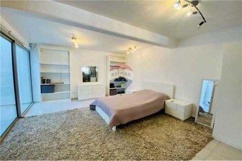 6 bedrooms Villa in Limassol, Cyprus No. 29707 7