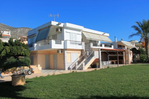 4 dormitorios House en Kalyvia Thorikou, Greece No. 59974 1