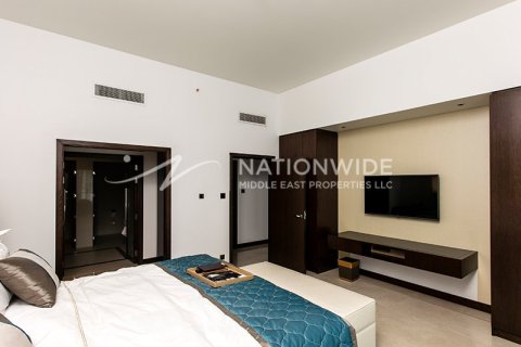 2 bedrooms Apartment in Abu Dhabi, UAE No. 3908 8