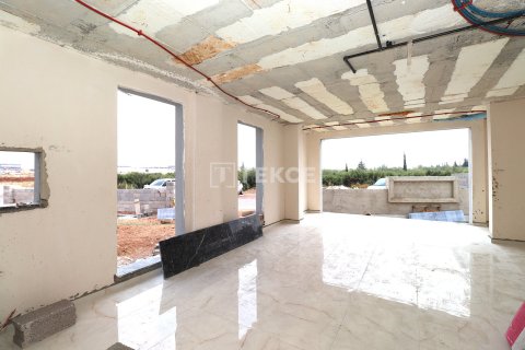 5+1 Villa à Dosemealti, Turkey No. 12213 23