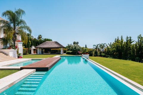 7 dormitorios Villa en Marbella, Spain No. 27042 10