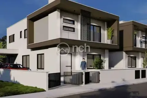 4 bedrooms House in Pano Polemidia, Cyprus No. 28976 1