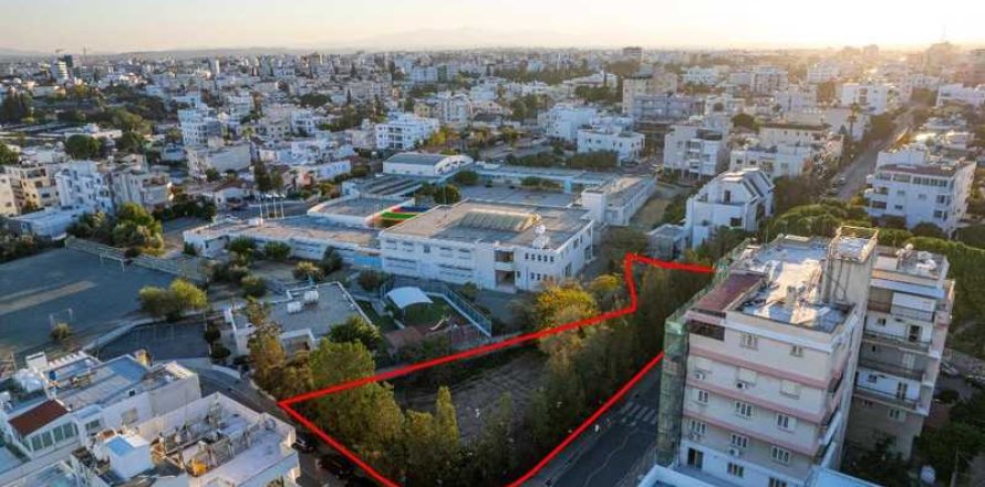 1413m² Land in Strovolos, Cyprus No. 71720