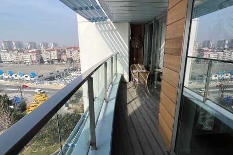 1+1 Apartment in Istanbul, Turkey No. 15416 6