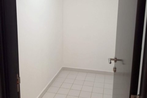 3 dormitorios Apartment en Al Reef, UAE No. 7184 10