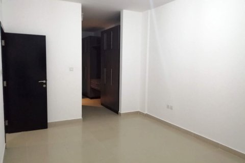 2 bedrooms Apartment in Al Reef, UAE No. 7183 10