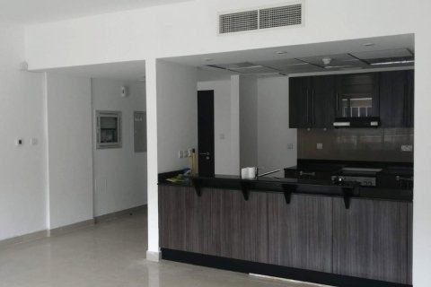 2 bedrooms Apartment in Al Reef, UAE No. 7183 5