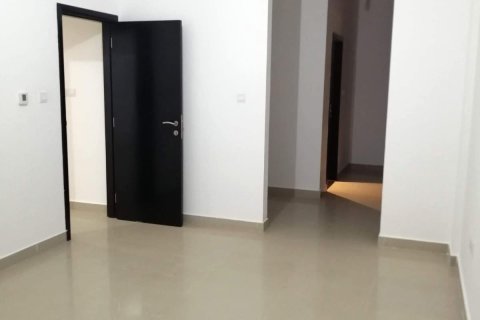 2 bedrooms Apartment in Al Reef, UAE No. 7183 9