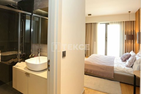 2+1 Apartment in Beylikduezue, Turkey No. 11769 24