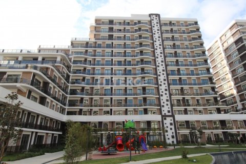 2+1 Apartment in Beylikduezue, Turkey No. 11769 6