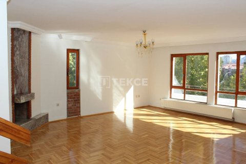 5+1 Apartment in Ankara, Turkey No. 11768 8