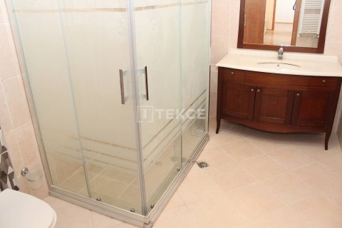 5+1 Apartment en Ankara, Turkey No. 11768 30