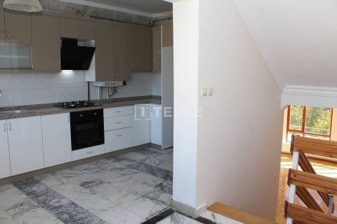 5+1 Apartment in Ankara, Turkey No. 11768 14