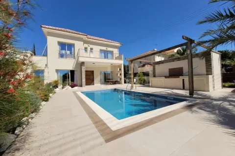 3 bedrooms Villa in Moni, Cyprus No. 29376 1