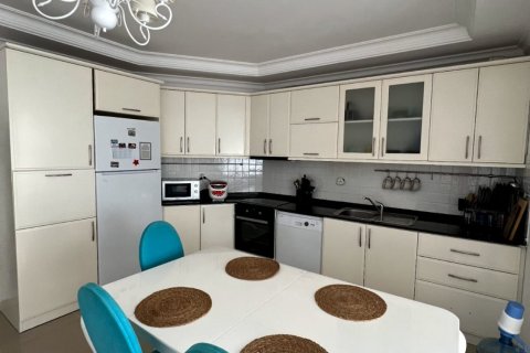 2+1 Apartment en Oba, Turkey No. 15605 7