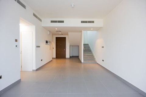 2 bedrooms Townhouse on the Yas Island, UAE No. 10694 4