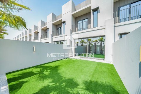 2 bedrooms Townhouse in District 7, UAE No. 8166 1