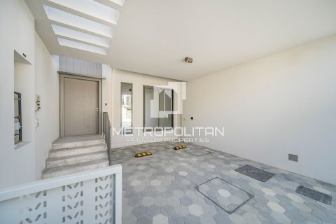 2 bedrooms Townhouse in District 7, UAE No. 8166 27