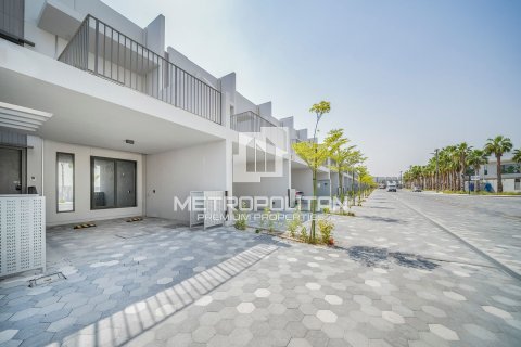 2 bedrooms Townhouse in District 7, UAE No. 8166 30