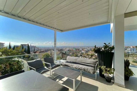 3 dormitorios Penthouse en Mesa Geitonia, Cyprus No. 73380 1