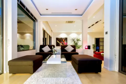 6 bedrooms Villa in Phuket, Thailand No. 3124 10