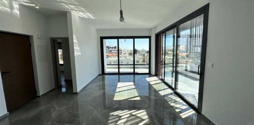 4 dormitorios Apartment en Limassol, Cyprus No. 73114