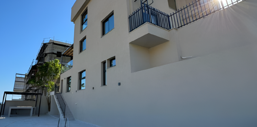 3 dormitorios House en Agios Tychonas, Cyprus No. 75664