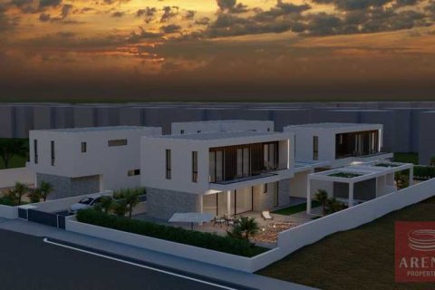 4 bedrooms Villa in Pernera, Cyprus No. 31413 8