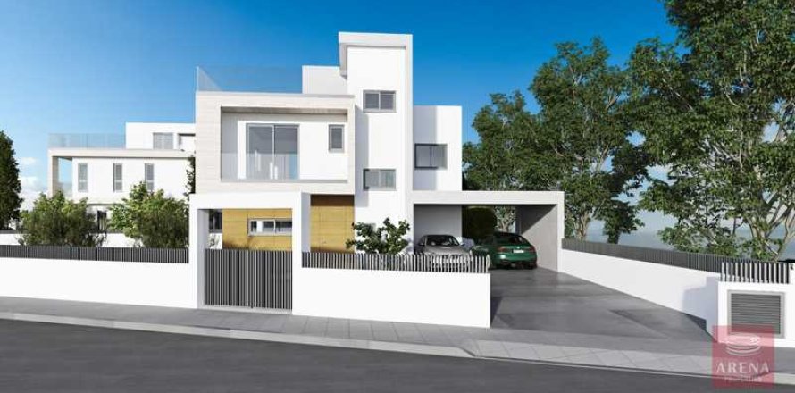 3 bedrooms Villa in Oroklini, Cyprus No. 31412