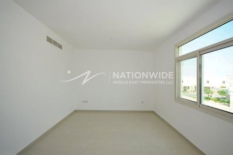 2 bedrooms Townhouse in Al Ghadeer, UAE No. 4429 5