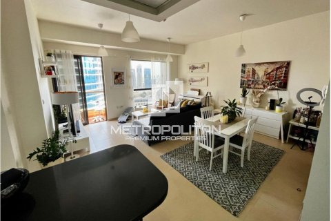 1 dormitorio Apartment en Bahar, UAE No. 7626 5