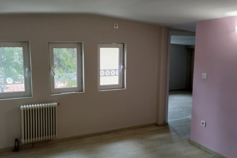 3 bedrooms Apartment in Athens, Greece No. 51992 7