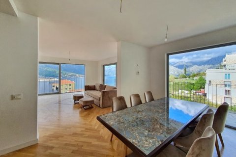 3 dormitorios Apartment en Kotor, Montenegro No. 66787 4