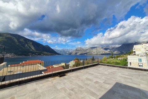 3 bedrooms Apartment in Kotor, Montenegro No. 66787 18