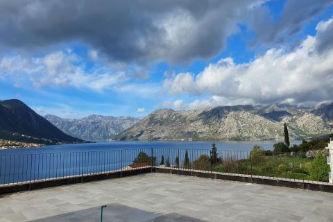 3 bedrooms Apartment in Kotor, Montenegro No. 66787 19