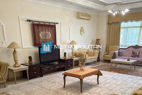 11 dormitorios Villa en Al Mushrif, UAE No. 53371 1