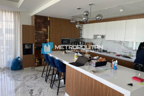 3 dormitorios Apartment en  Yas Island, UAE No. 53373 4