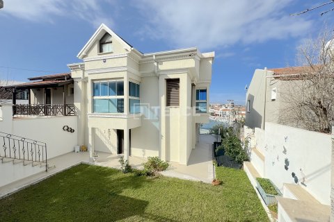 5+2 Villa à Cesme, Turkey No. 53802 8