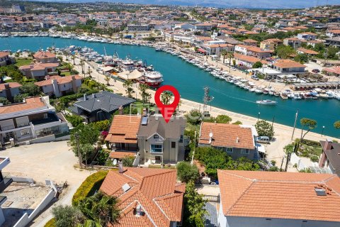 5+2 Villa en Cesme, Turkey No. 53802 9