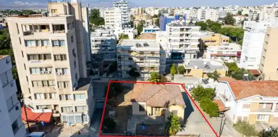 773m² Land in Nicosia, Cyprus No. 52716