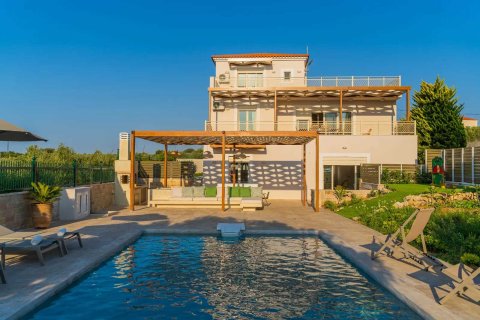 8 bedrooms Villa in Rethymno, Greece No. 52718 1