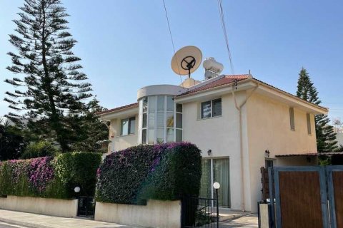 4 dormitorios House en Agios Athanasios, Cyprus No. 31085 1