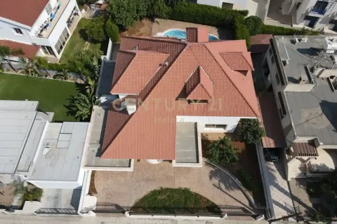 6 bedrooms Villa in Limassol, Cyprus No. 31741 13