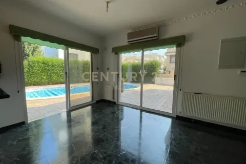 6 bedrooms Villa in Limassol, Cyprus No. 31741 5