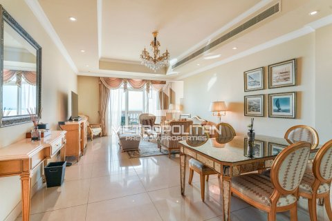 2 bedrooms Apartment in Palm Jumeirah, UAE No. 5288 2