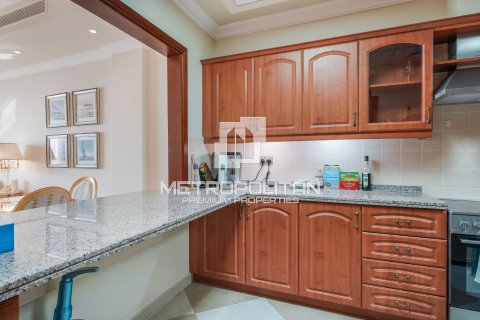 2 bedrooms Apartment in Palm Jumeirah, UAE No. 5288 11